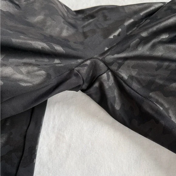 SPANX Black‎ Camo Leggings - Size XL - Picture 5 of 8